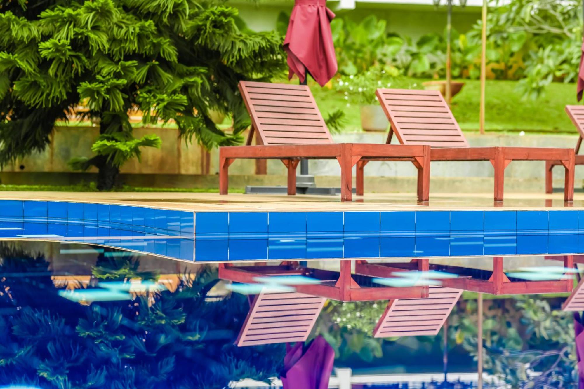 Agbo Hotel Polonnâruvâ Extérieur photo