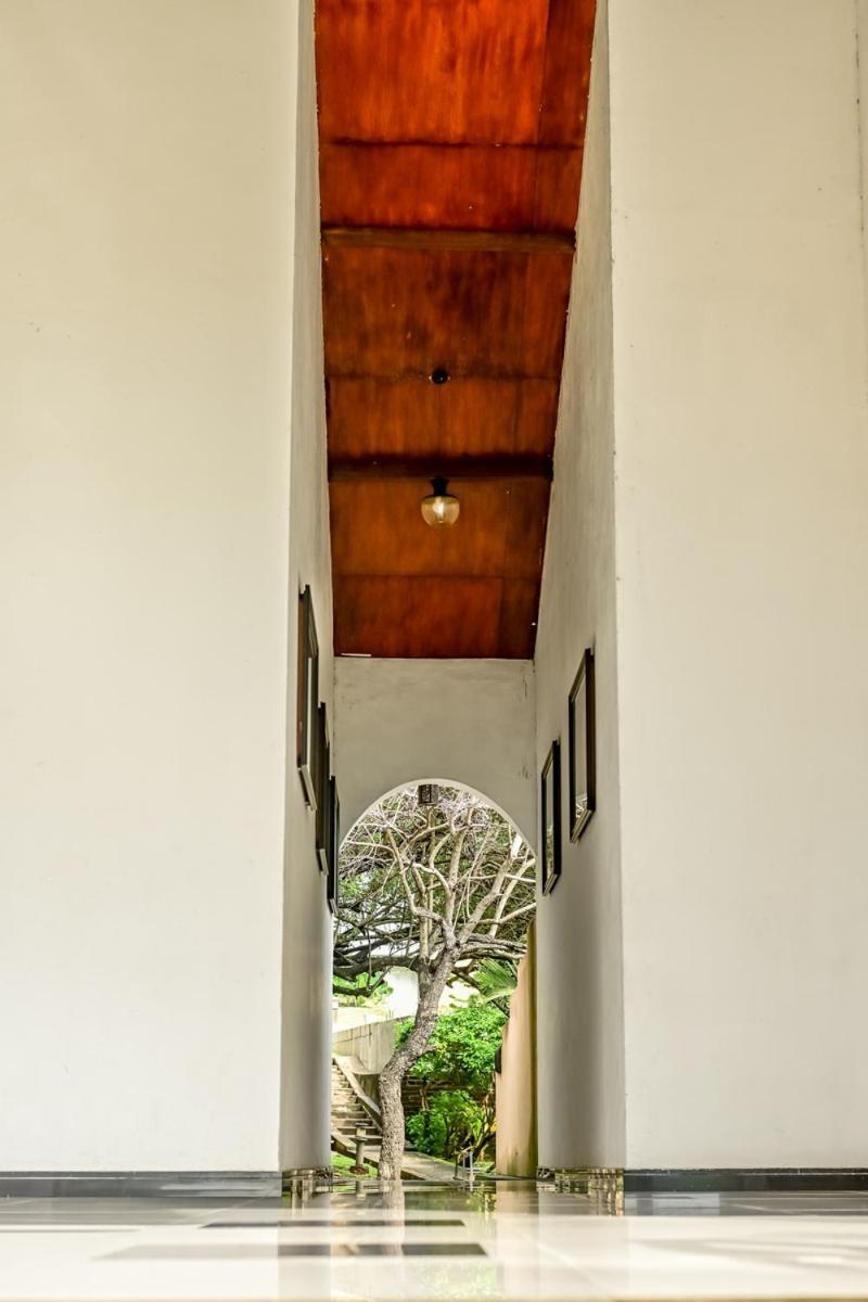 Agbo Hotel Polonnâruvâ Extérieur photo