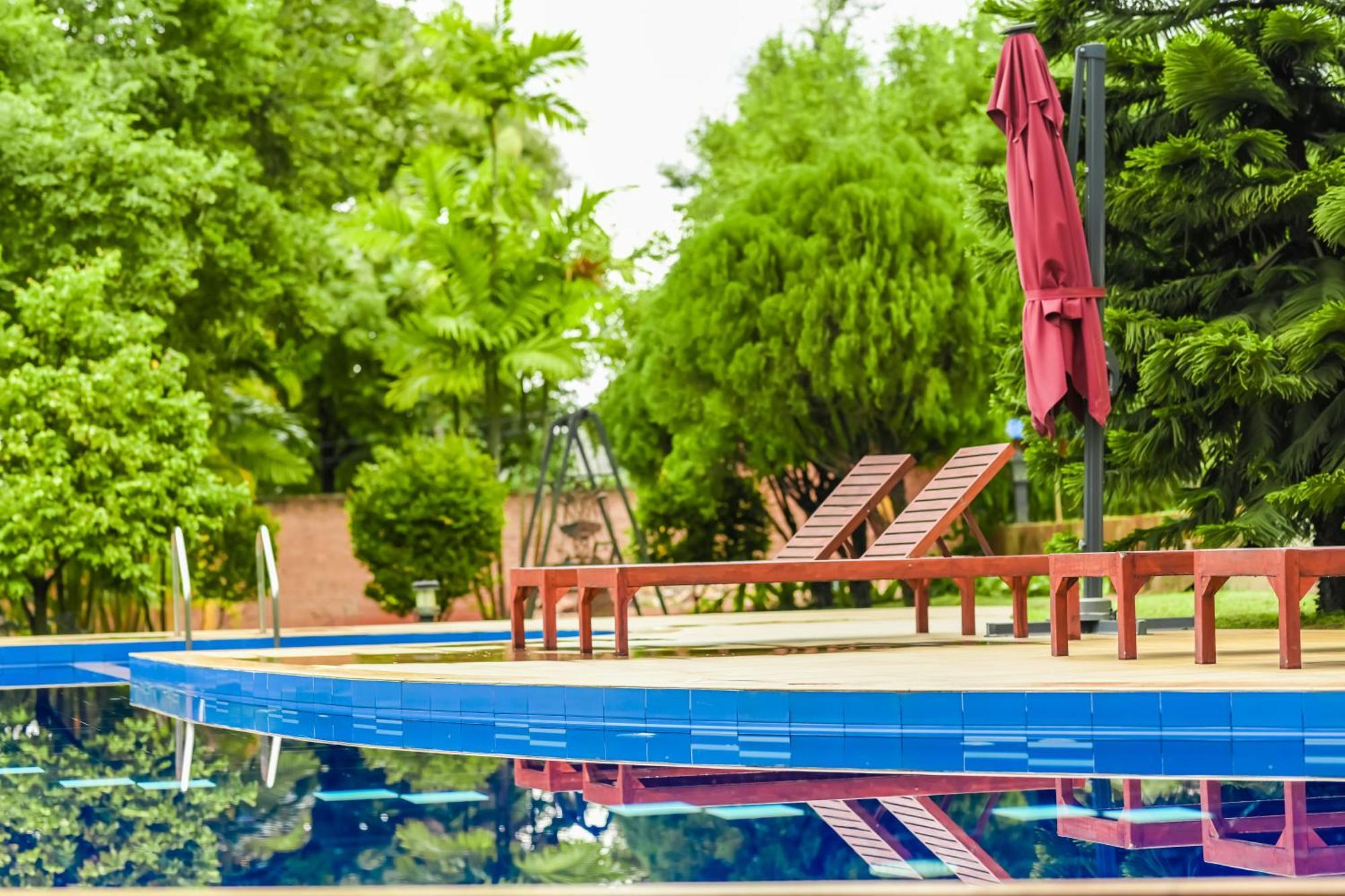 Agbo Hotel Polonnâruvâ Extérieur photo