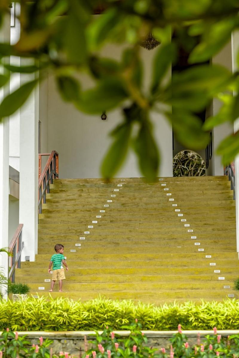 Agbo Hotel Polonnâruvâ Extérieur photo
