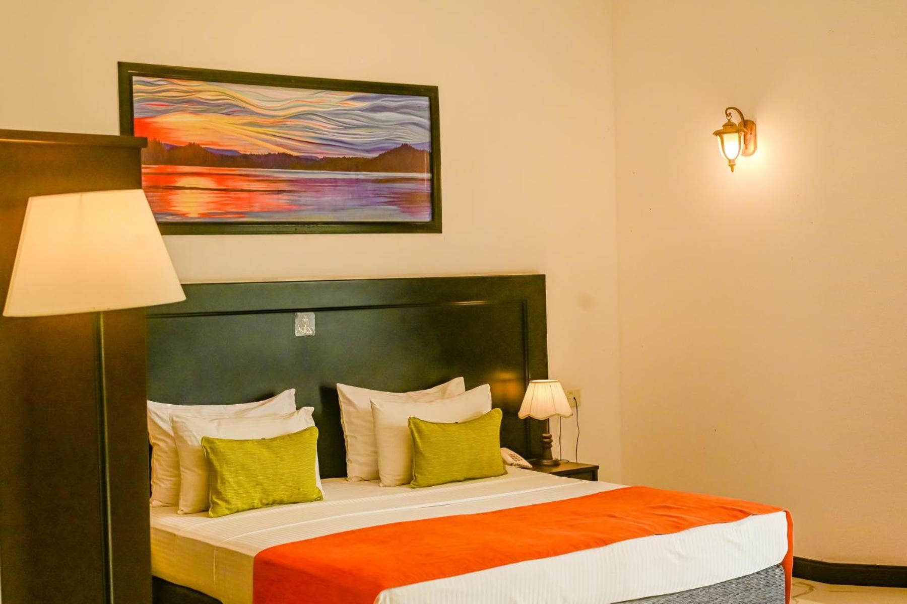 Agbo Hotel Polonnâruvâ Extérieur photo