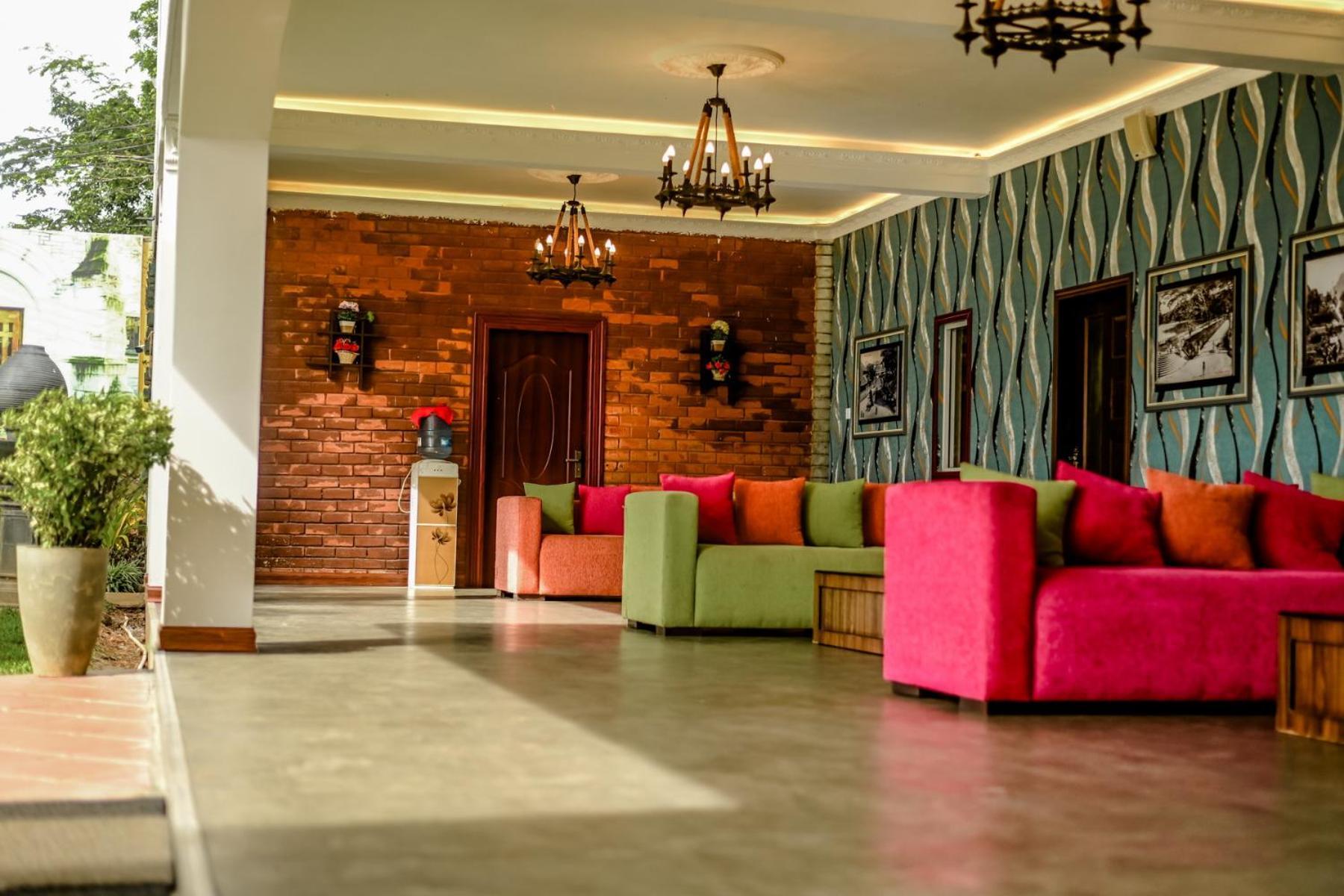 Agbo Hotel Polonnâruvâ Extérieur photo
